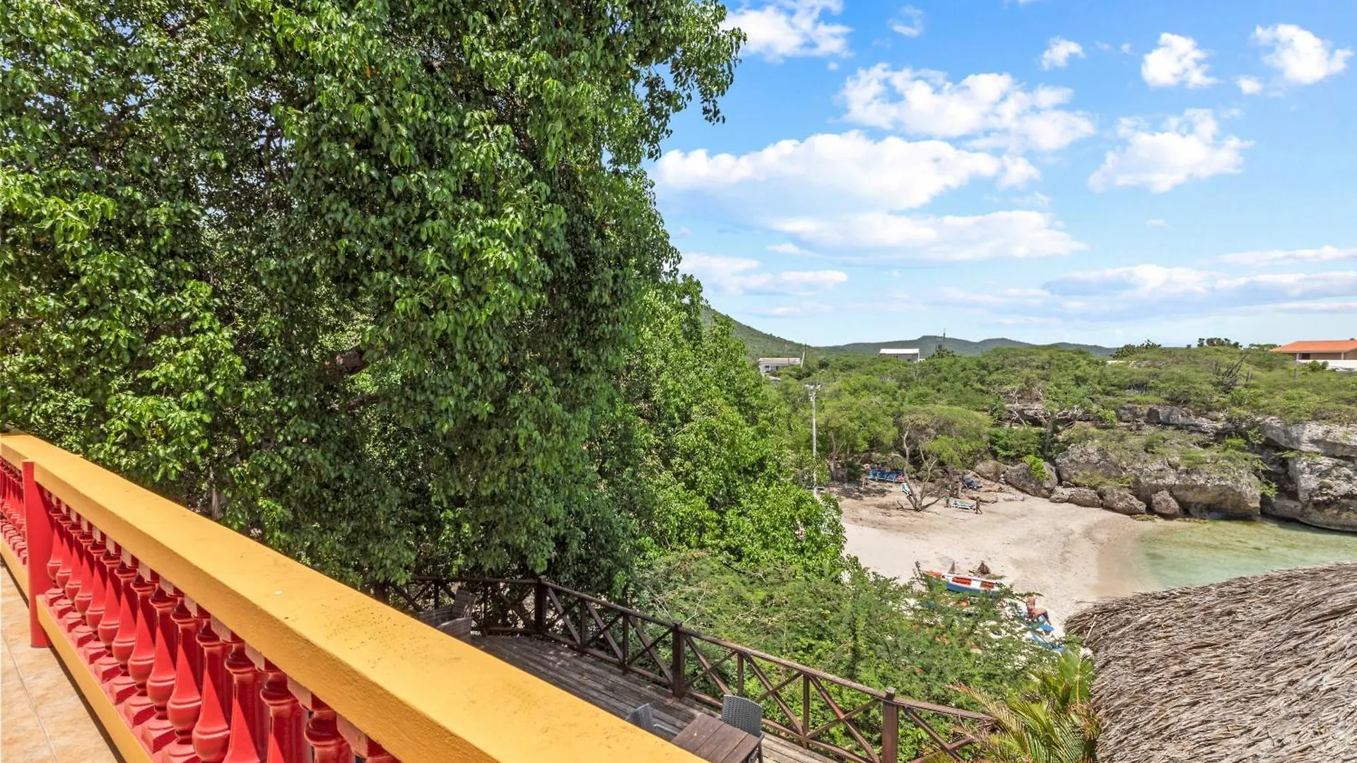 Bahia Apartments & Diving Lagun