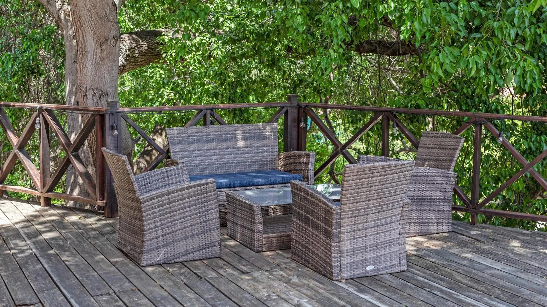 Bahia Apartments & Diving Lagun