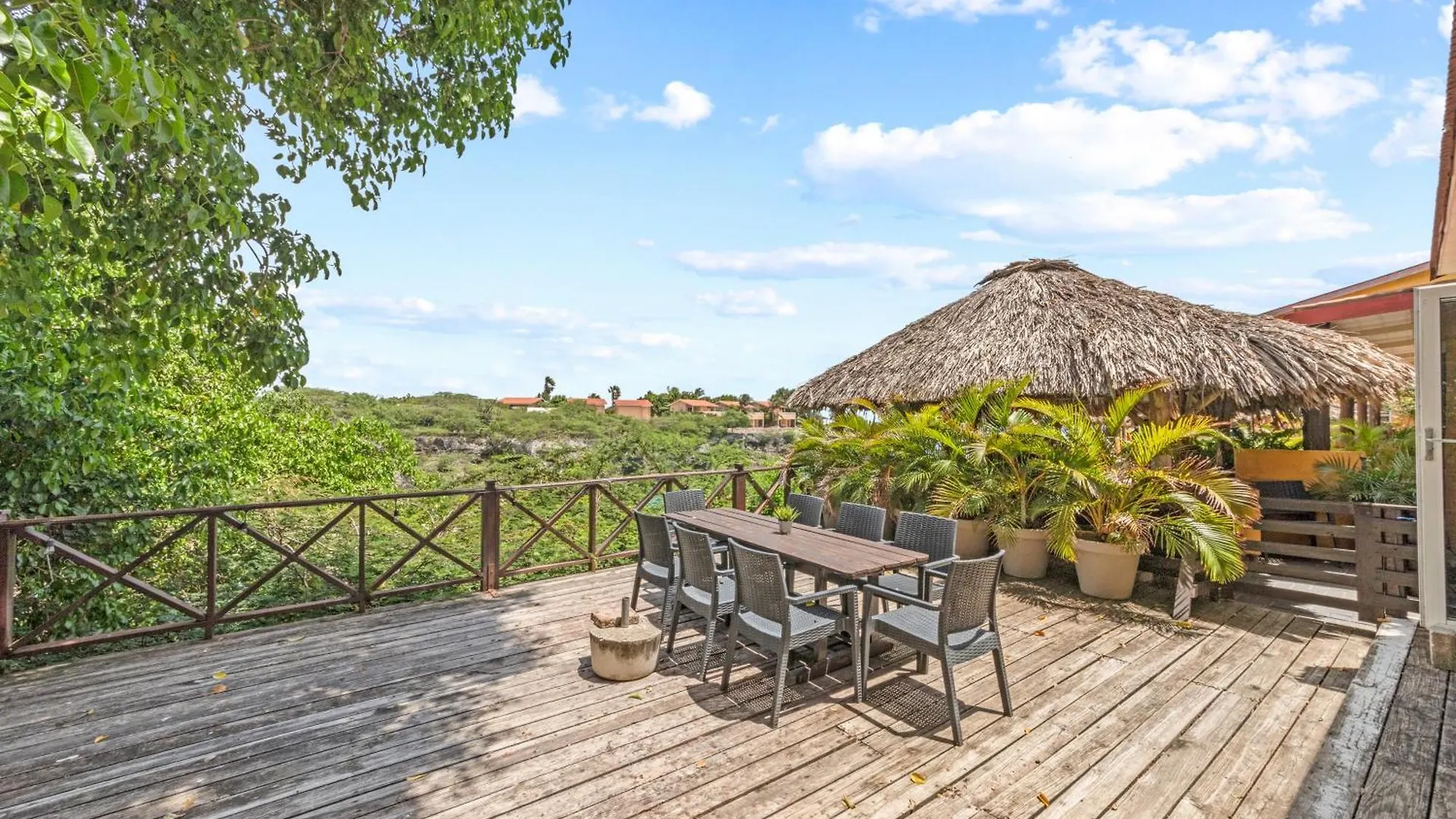Bahia Apartments & Diving Lagun
