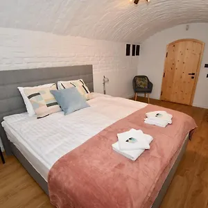 https://krakow-family-nest.krakowhotelspoland.com