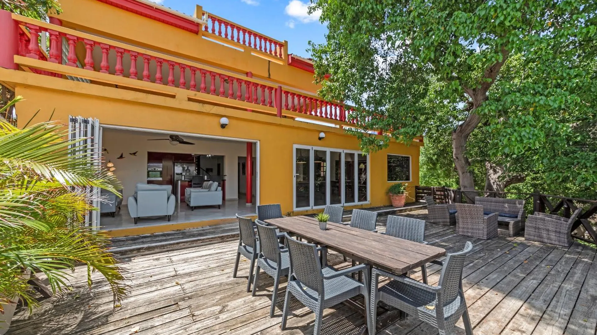 Bahia Apartments & Diving Lagun